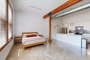 2502 Live Oak St, Dallas, TX 75204 - Photo 5