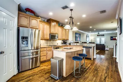3610 Gillespie Street #11, Dallas, TX 75219 - Photo 5