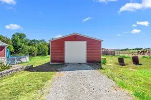 518 Warren Rd, Lorena, TX 76655 - Photo 23