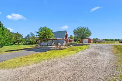 518 Warren Road, Lorena, TX 76655 - Photo 3