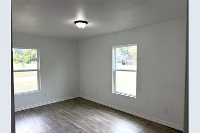 600 Scurlock Street, Grandview, TX 76050 - Photo 9