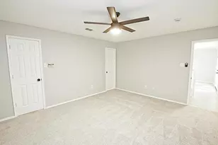 1379 Honeysuckle Ln, Lewisville, TX 75077 - Photo 19
