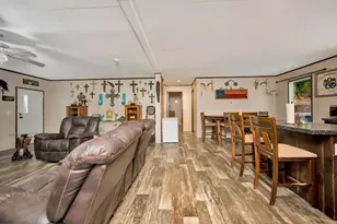 445 Lakeside Dr, Bowie, TX 76230 - Photo 15