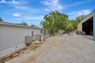 445 Lakeside Dr, Bowie, TX 76230 - Photo 33