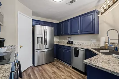 637 Oak View Court, Azle, TX 76020 - Photo 3