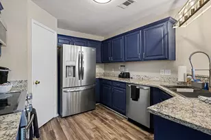 637 Oak View Ct, Azle, TX 76020 - Photo 3