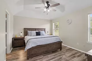 637 Oak View Ct, Azle, TX 76020 - Photo 11
