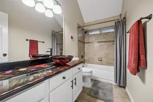 905 Forest Hollow Dr, Hurst, TX 76053 - Photo 11