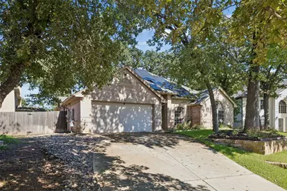 905 Forest Hollow Drive, Hurst, TX 76053 - Photo 15