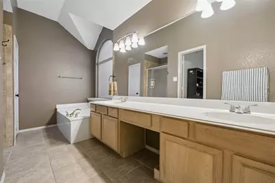 905 Forest Hollow Drive, Hurst, TX 76053 - Photo 9
