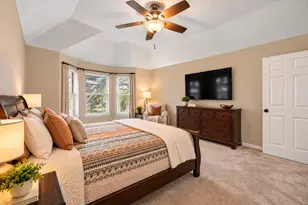 905 Forest Hollow Dr, Hurst, TX 76053 - Photo 7