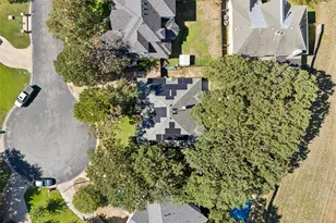 905 Forest Hollow Dr, Hurst, TX 76053 - Photo 17