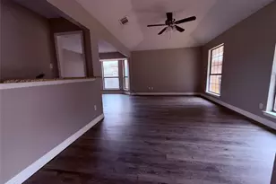 2612 S Meadow Dr, Fort Worth, TX 76133 - Photo 3