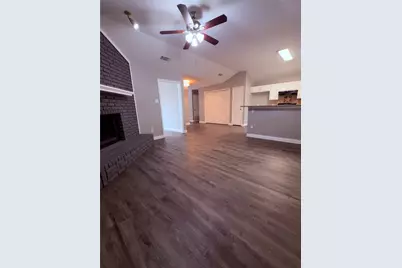 2612 S Meadow Drive, Fort Worth, TX 76133 - Photo 11