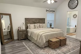3621 Stockton Dr, Carrollton, TX 75010 - Photo 9