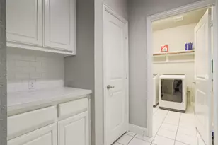 624 Rawlins Ln, Fort Worth, TX 76131 - Photo 11