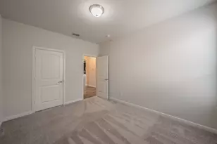 300 Oakbluff Dr, Denton, TX 76210 - Photo 27