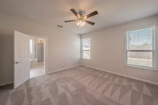 300 Oakbluff Dr, Denton, TX 76210 - Photo 15