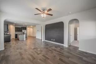 300 Oakbluff Dr, Denton, TX 76210 - Photo 13