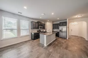 300 Oakbluff Dr, Denton, TX 76210 - Photo 11