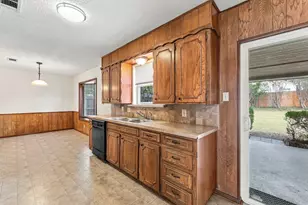 7259 Yolanda Dr, Fort Worth, TX 76112 - Photo 13