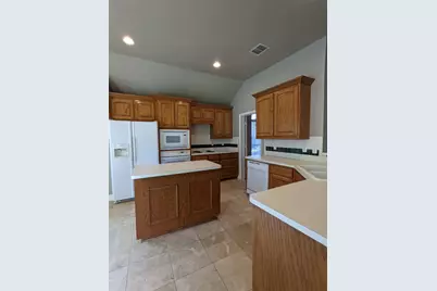 310 Chisholm Trail, Argyle, TX 76226 - Photo 5
