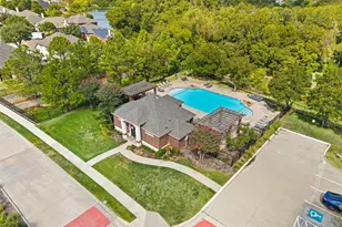 307 Park Haven Blvd, Euless, TX 76039 - Photo 3
