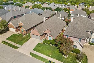 307 Park Haven Blvd, Euless, TX 76039 - Photo 33