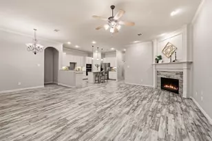 307 Park Haven Blvd, Euless, TX 76039 - Photo 11