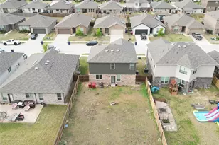 926 Hurstwood Dr, Van Alstyne, TX 75495 - Photo 21