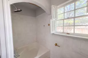 1113 S Sylvan Ave, Palestine, TX 75801 - Photo 27