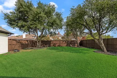 2217 Clearspring Drive S, Irving, TX 75063 - Photo 31
