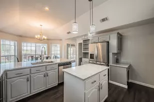 865 Kingwood Ct, Highland Village, TX 75077 - Photo 11