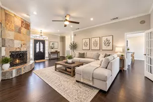 865 Kingwood Ct, Highland Village, TX 75077 - Photo 3