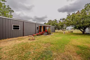 87 Ledbetter Dr, Mineral Wells, TX 76067 - Photo 3
