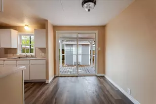 209 Wicker Hill Rd, Burleson, TX 76028 - Photo 11