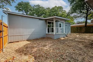 209 Wicker Hill Rd, Burleson, TX 76028 - Photo 21