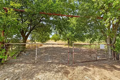 1800 Cr-214, Venus, TX 76084 - Photo 9