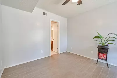 555 Ranch Trail #206, Irving, TX 75063 - Photo 7