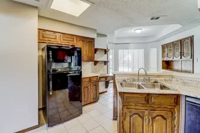 1021 Shadywood Lane, DeSoto, TX 75115 - Photo 7