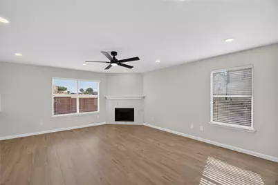 1336 Kiwi Court, Dallas, TX 75051 - Photo 9