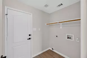 1336 Kiwi Ct, Dallas, TX 75051 - Photo 21