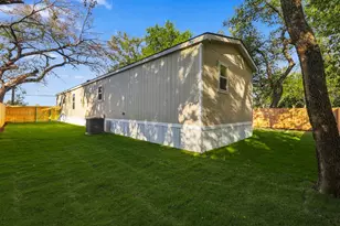 517 Main St, Bridgeport, TX 76426 - Photo 29