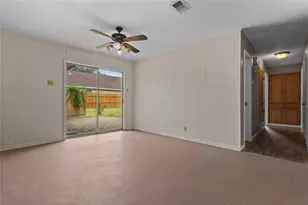 1240 E Jefferson St, Van Alstyne, TX 75495 - Photo 5