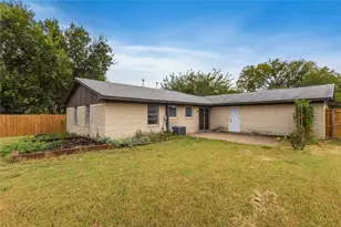 1240 E Jefferson St, Van Alstyne, TX 75495 - Photo 23