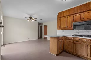 1240 E Jefferson St, Van Alstyne, TX 75495 - Photo 9