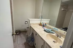 705 Angle Ridge Cir, Garland, TX 75043 - Photo 27