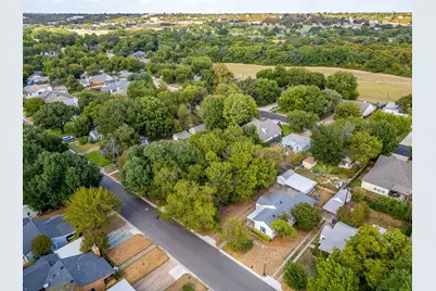 720 Northwood Road, Fort Worth, TX 76107 - Photo 17