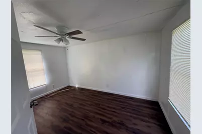 3277 Hidalgo #D, Waxahachie, TX 75167 - Photo 7
