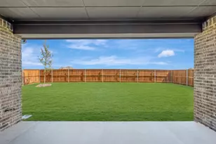 345 Kathryn Dr, Fort Worth, TX 76052 - Photo 5